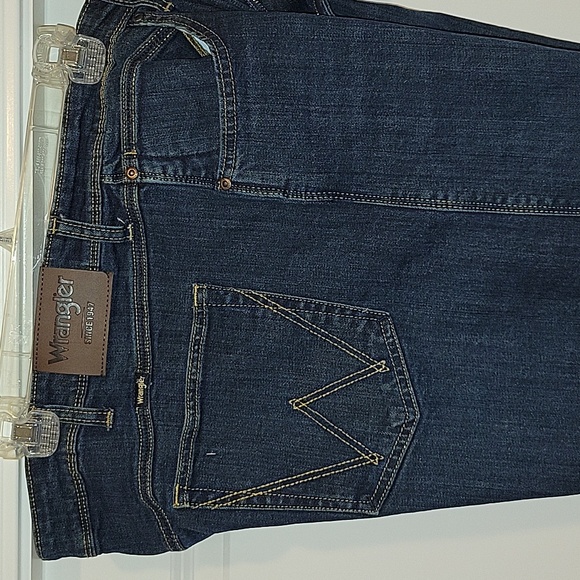 Wrangler Dark Blue Men's Jeans - Picture 3 of 8